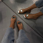 Gennemsigtige sandaler med krystaller