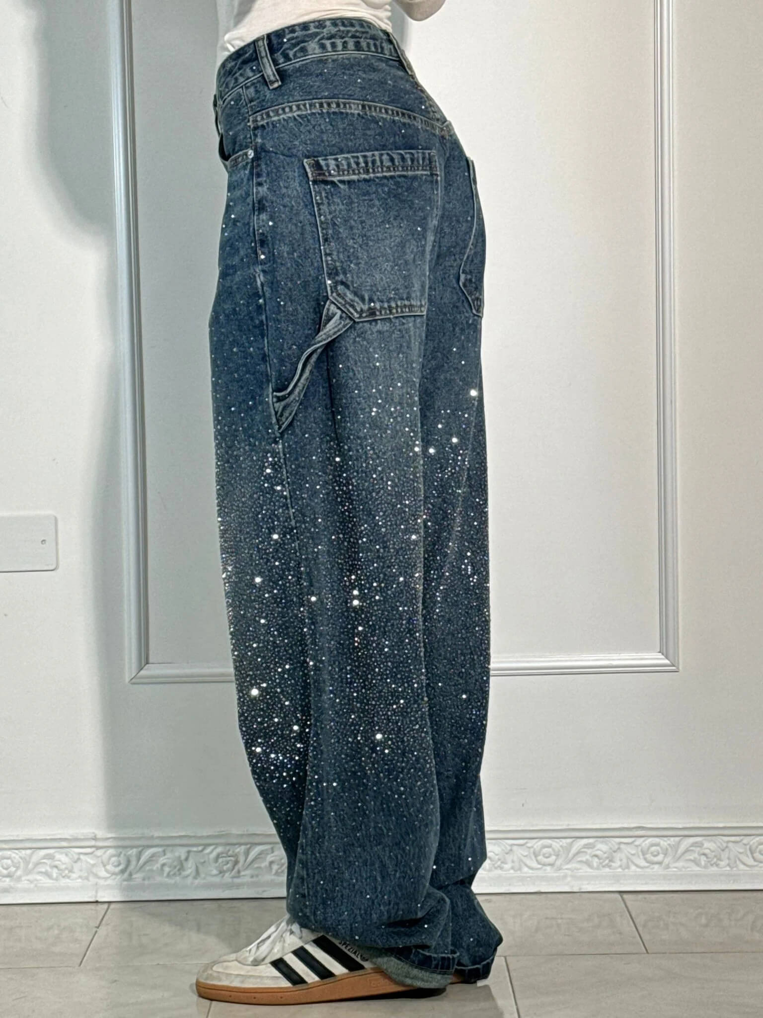 Balloon Jeans med Skinnende Detaljer – Trendy og Komfortable