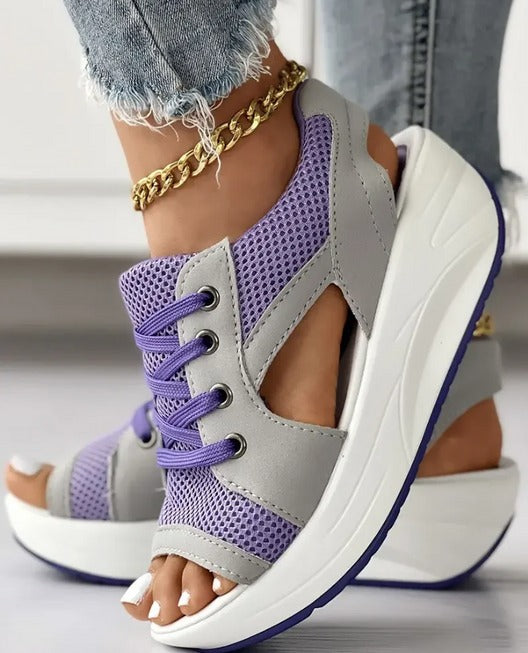 Lindsey - Moderigtige åbne sandaler