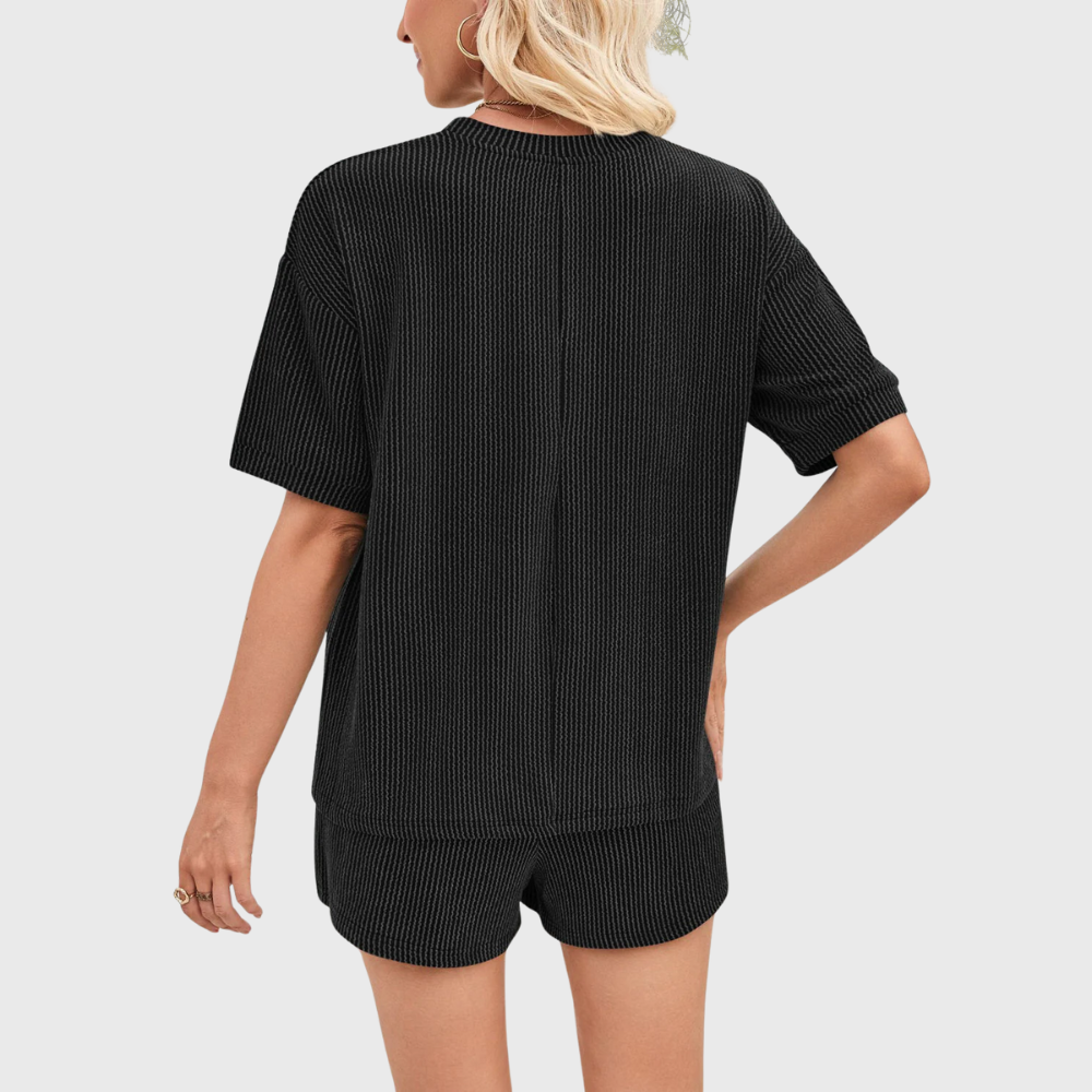 Elegant to-delt sæt til hverdag