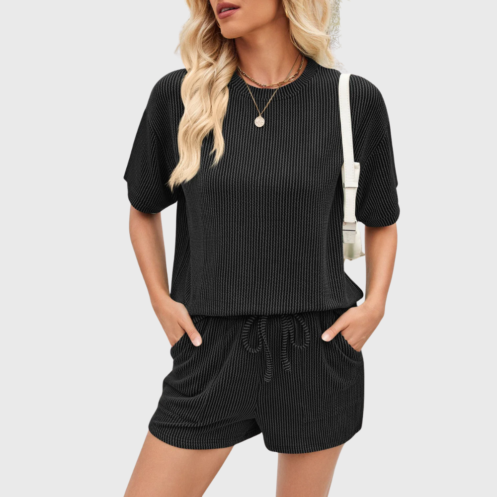 Elegant to-delt sæt til hverdag