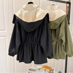 Aina – Elegant jakke med beskyttelse mod vejrlig og vind